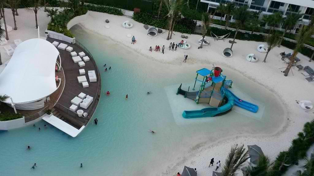 Azure Urban Beach Resort Manila By Radlett Zewnętrze zdjęcie