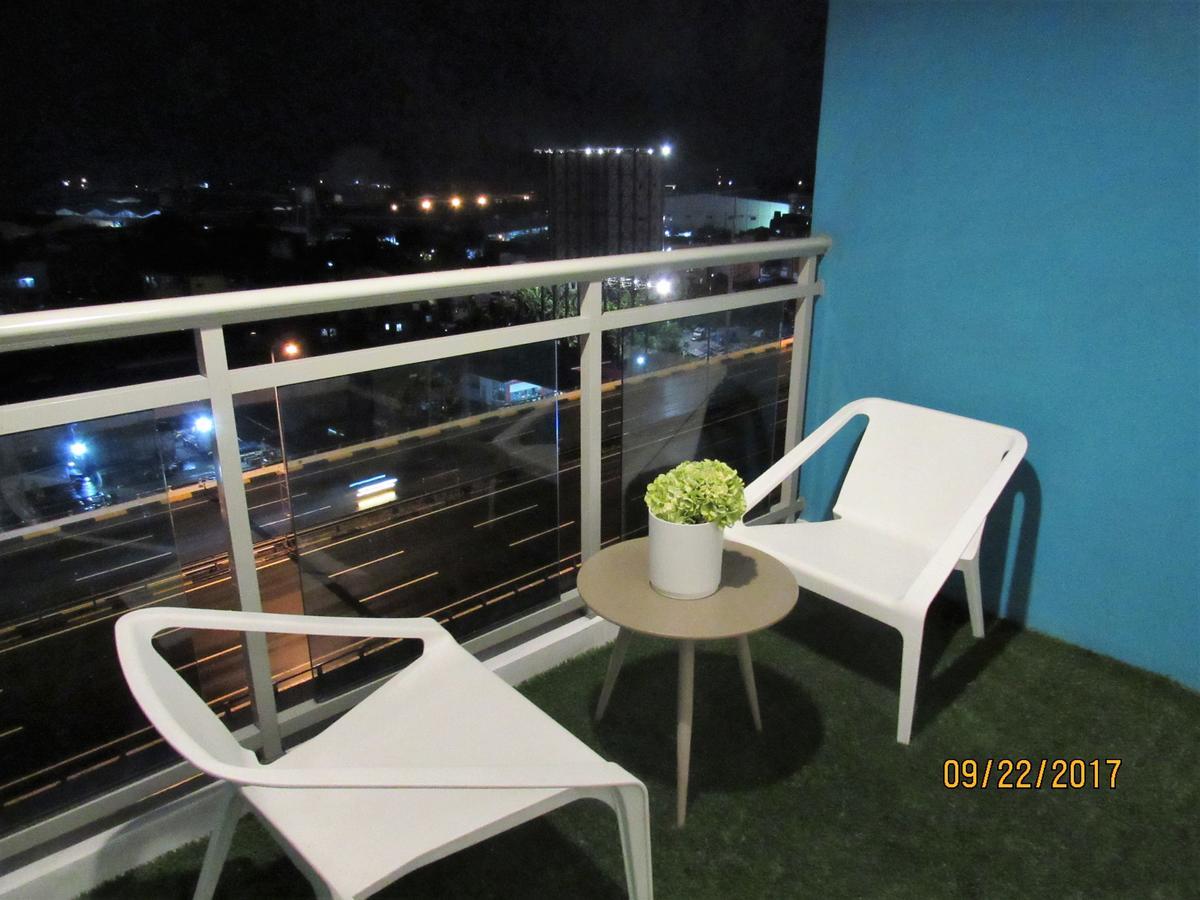 Azure Urban Beach Resort Manila By Radlett Zewnętrze zdjęcie