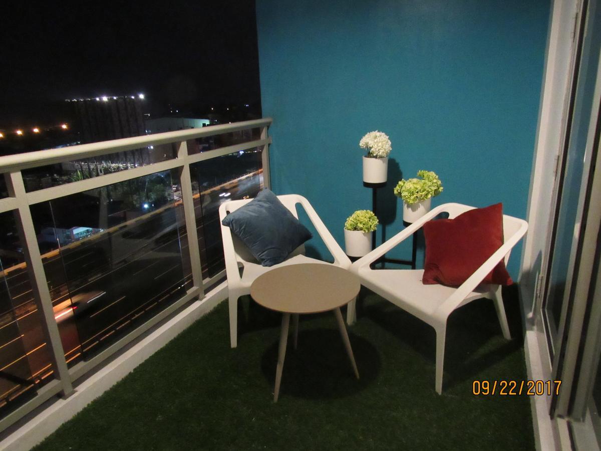 Azure Urban Beach Resort Manila By Radlett Zewnętrze zdjęcie