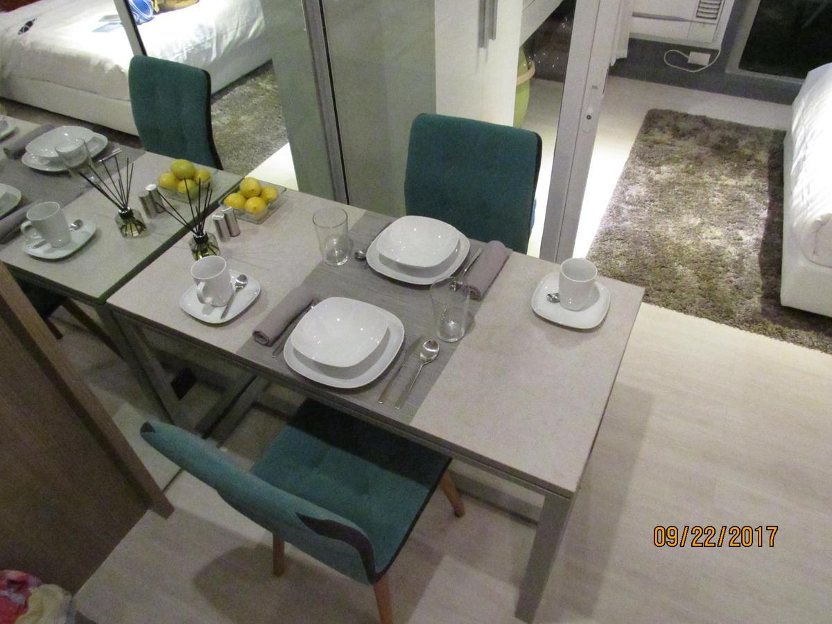 Azure Urban Beach Resort Manila By Radlett Zewnętrze zdjęcie